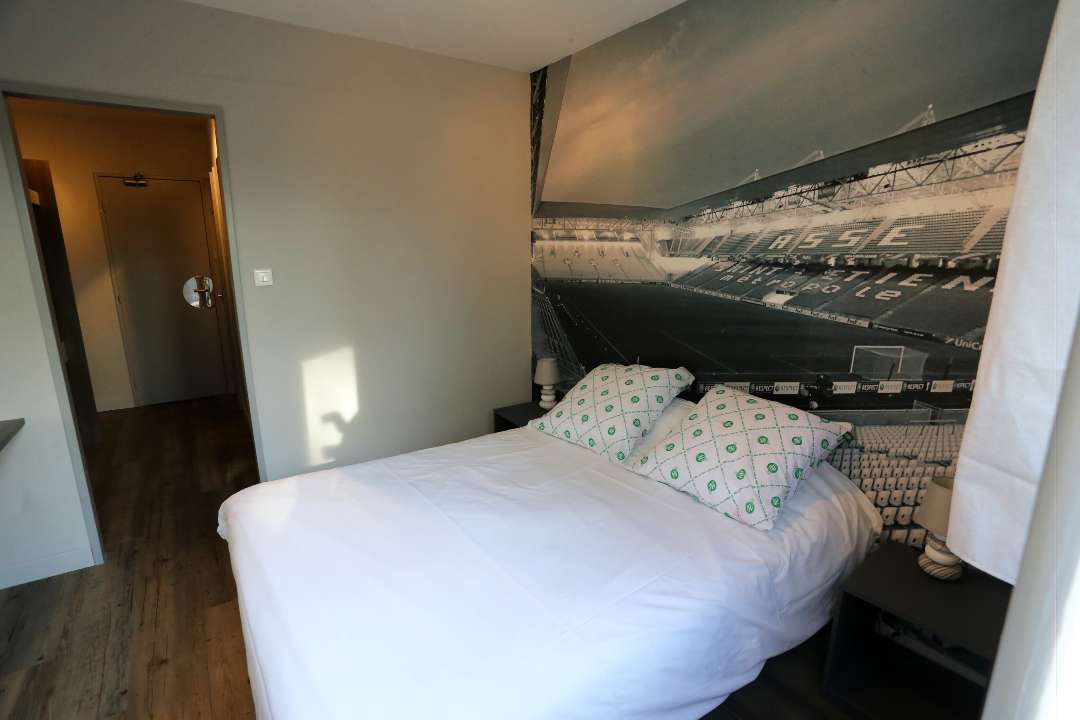 Hôtel Le Chaudron Vert **
